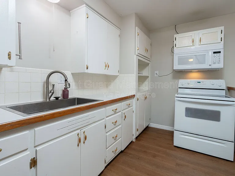 547 N Custer St — Photo 25