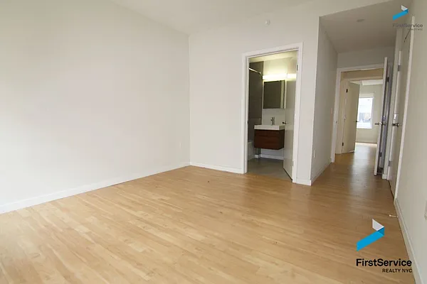 Rented by FirstService Realty (legacy) | media 19