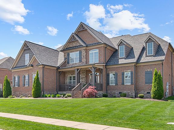 4th image of 5033 Montelena Dr