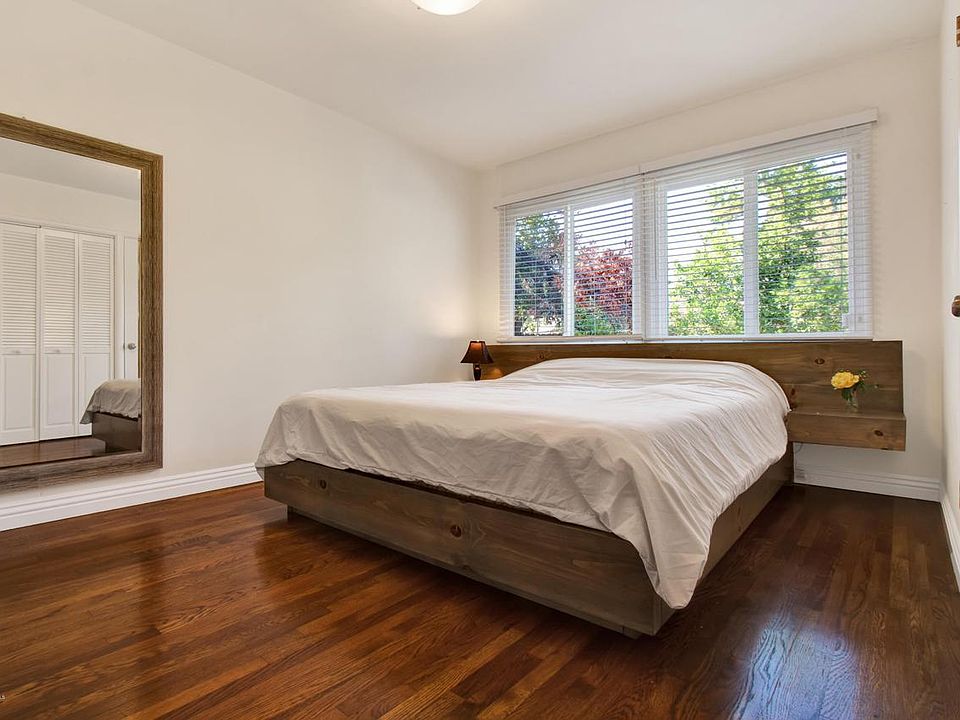 2nd image of 10386 Mather Ave