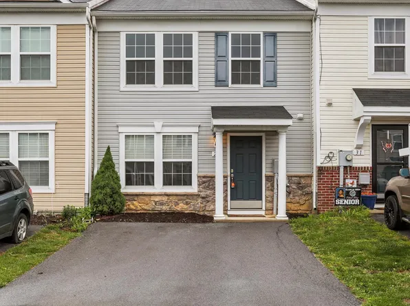 27 Fast View Dr, Martinsburg, WV 25404