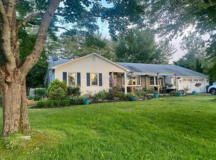 6 Dunroven Dr, Kennebunk, ME 04043