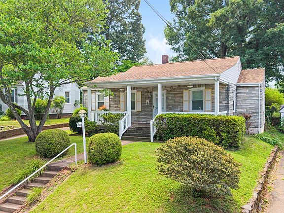 4th image of 4914 Sycamore Pl