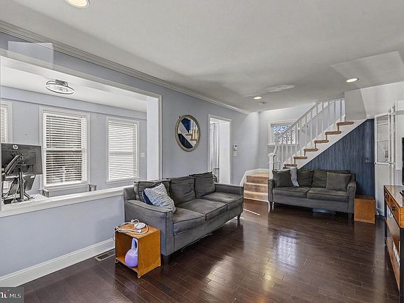 4th image of 32 Midship Rd