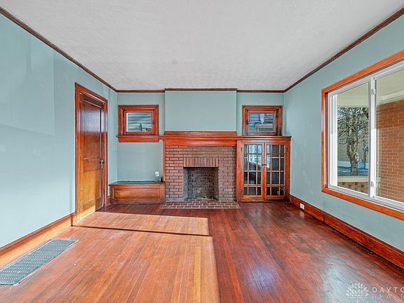 5th image of 615 Wilfred Ave