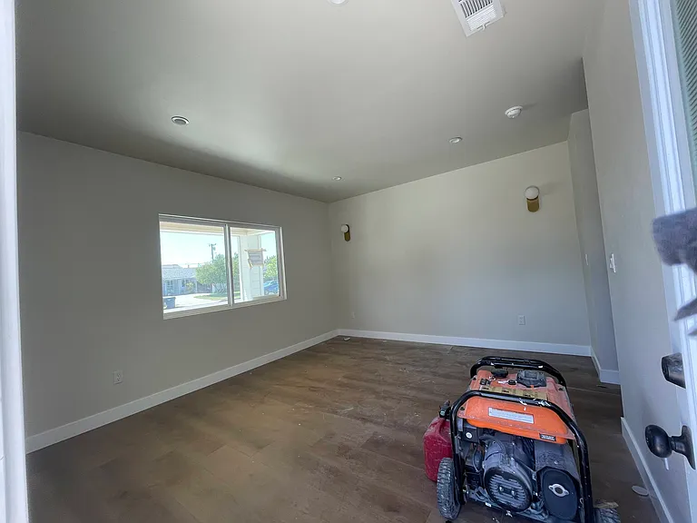 Spacious Master room