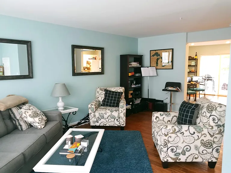 131 Quiet Waters Pl — Photo 4