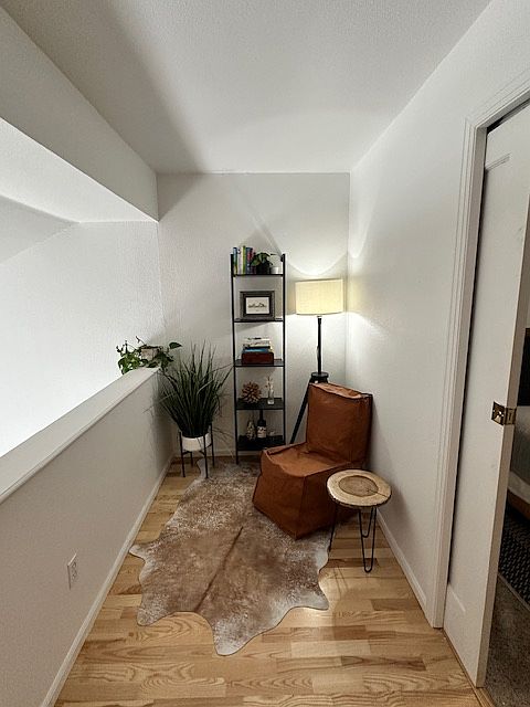 Loft/reading nook