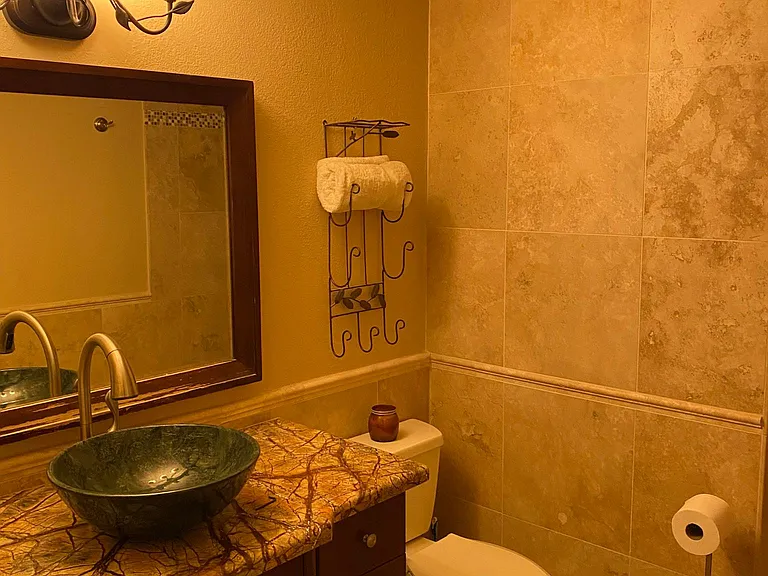 5801 W Linda Ln — Photo 14