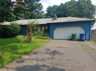 104 Higby Rd, Middletown, CT 06457