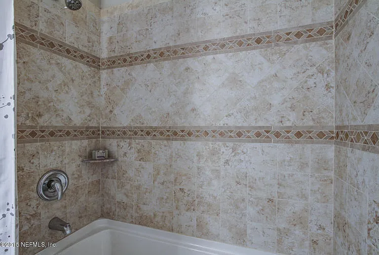 3385 Shauna Oaks Cir E — Photo 27