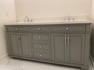 1326 Queens Rd #1326, Charlotte, NC 28207