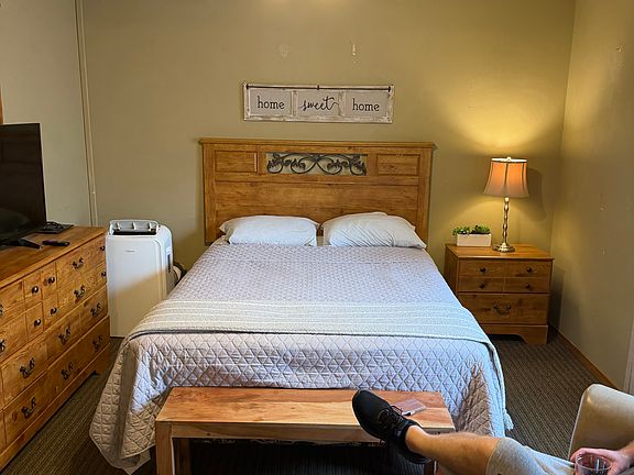 5th image of 205 N Mathewson Ave #2