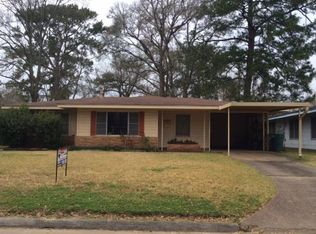 5655 Shivers Dr, Beaumont, TX 77708