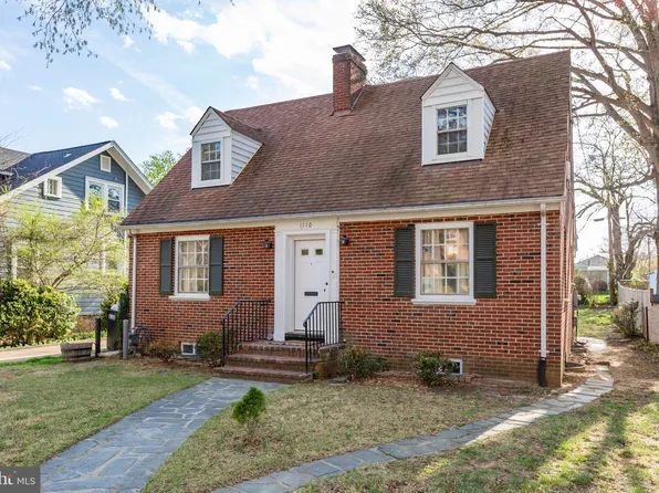1110 College Ave, Fredericksburg, VA 22401