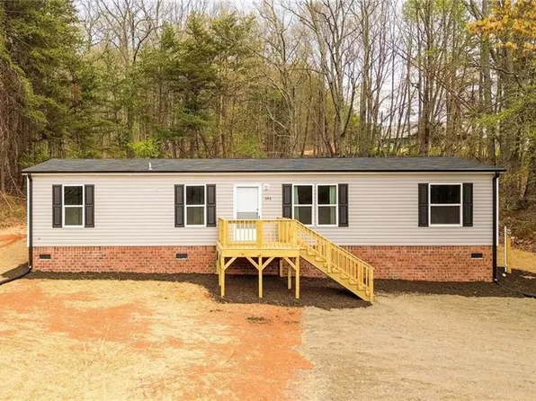 392 Linneys Mountain Rd, Taylorsville, NC 28681