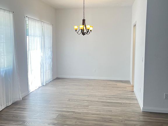 5th image of 4216 Flintlock Ln