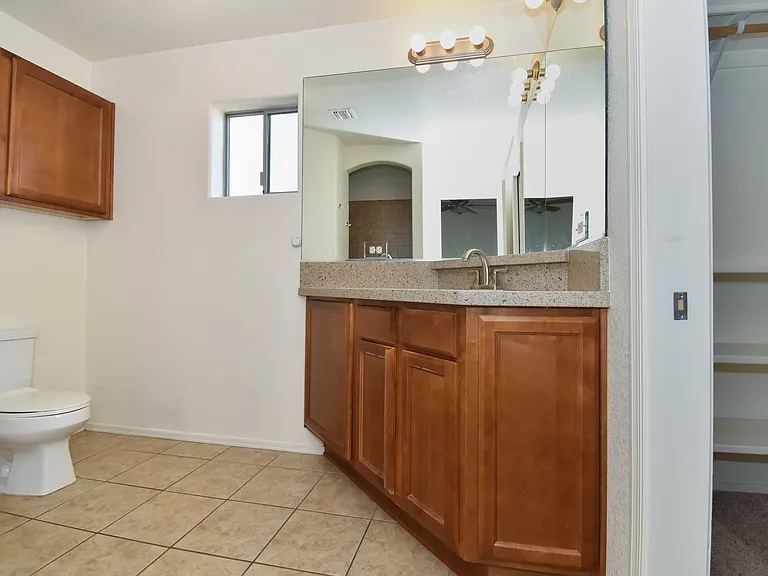 11766 E Alpha Way — Photo 15