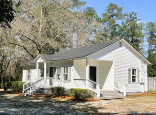 208 State St, Walterboro, SC 29488