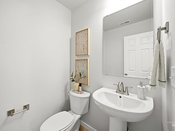 5th image of 29 S Sweetgrass Pl