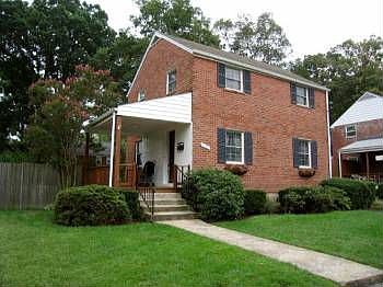 1st image of 4730 1st St N