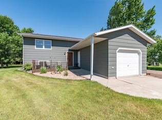 117 Sturgis Loop, Lincoln, ND 58504