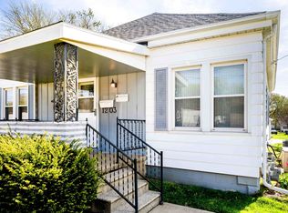 1203 N Linden St, Bloomington, IL 61701