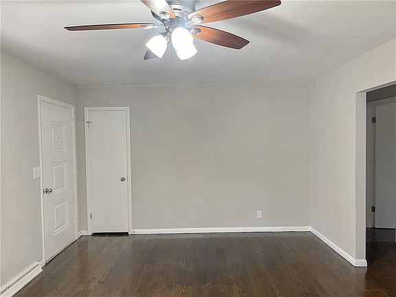 3rd image of 56 Southwood Dr