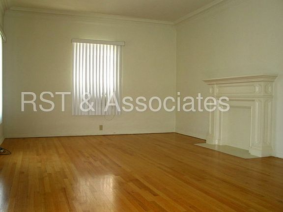 3rd image of 1535 S Wooster St