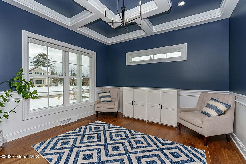 5th image of 388 Vly Road
