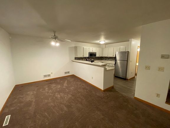 2nd image of 6145 Courtly Alcove