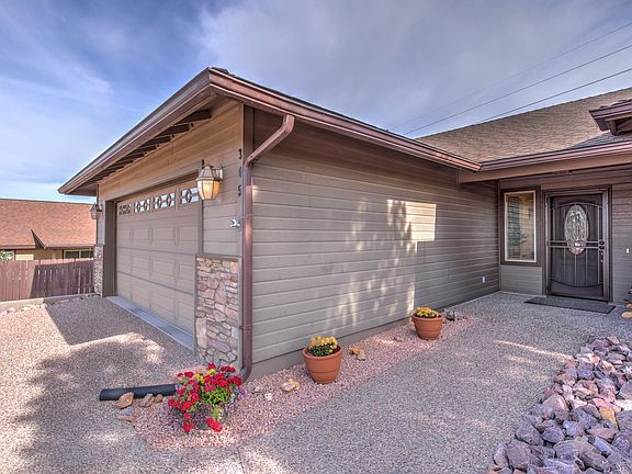 5th image of 305 S Golden Bear Pt
