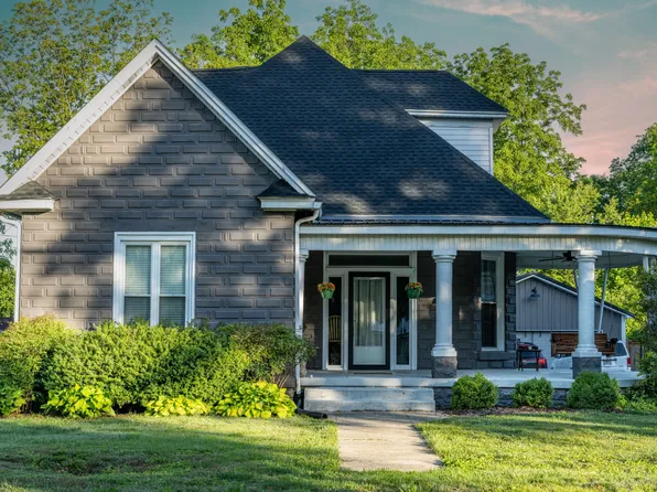 312 S Church St, Adams, TN 37010