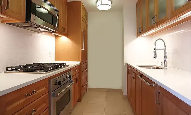 Rented by JSG Realty Corp | media 2