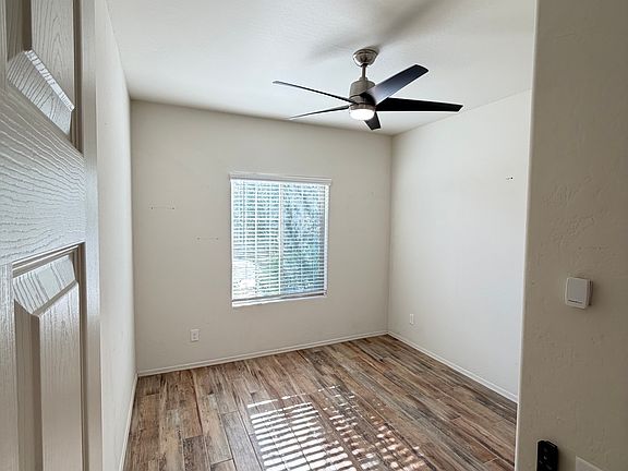 5th image of 43806 W Juniper Ave