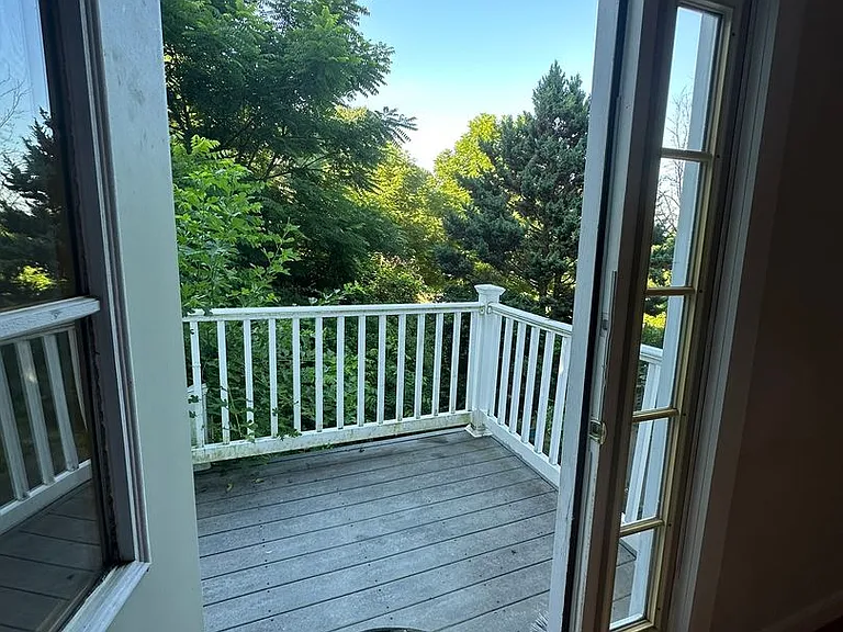 416 Old Montague Rd — Photo 16