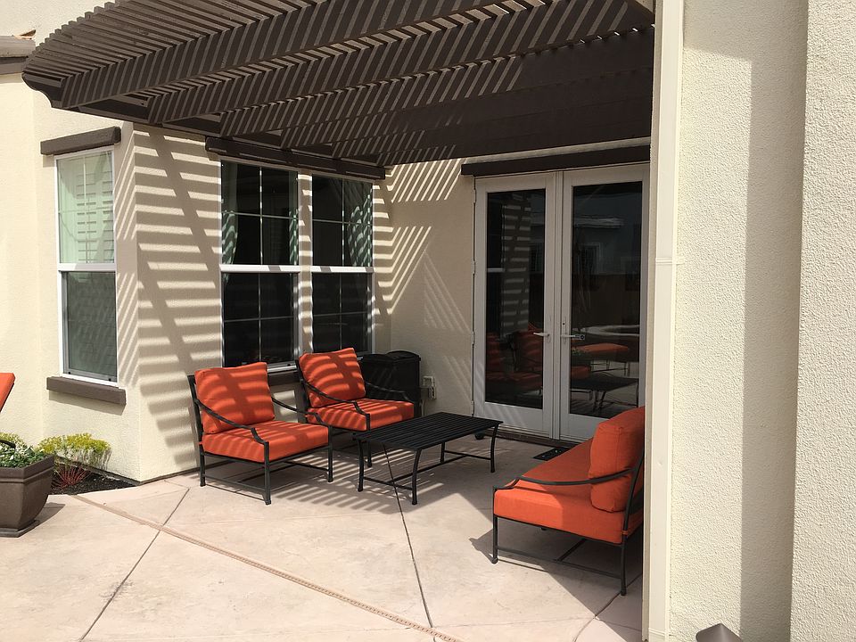 2nd image of 4906 Branford Ln