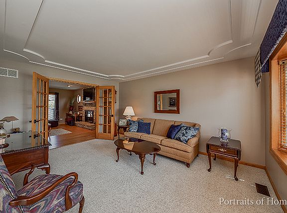 4th image of 9006 Walnut Ln