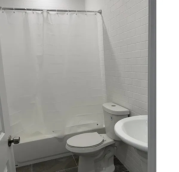 1350 S 52nd St — Photo 14