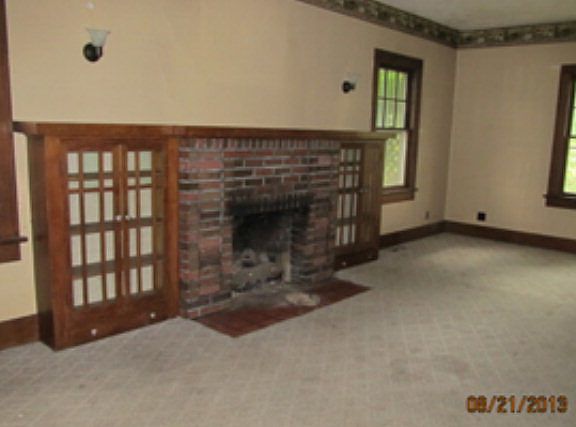 3rd image of 24 High School Ave