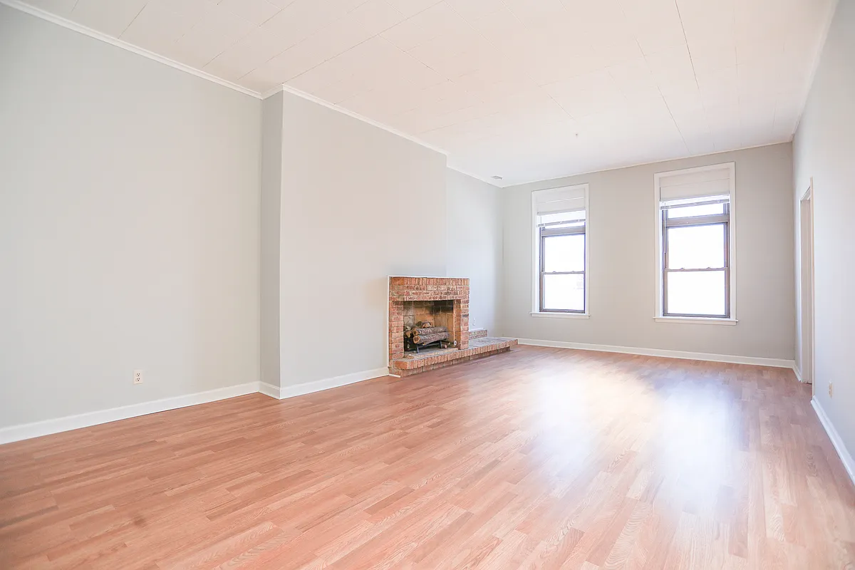 Building Photo - 1580 N Clybourn Ave #3