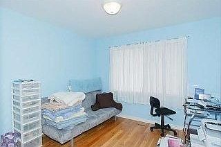 5th image of 122 Duval Dr