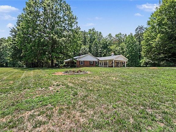 4th image of 3063 Georgia Rd