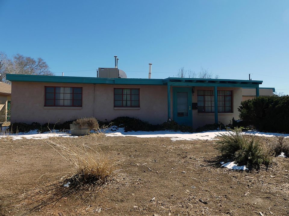 1st image of 3106 Sierra Dr NE