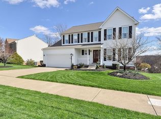 1051 Whispering Woods Dr, Coraopolis, PA