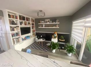 1350 NW 123rd Ave, Pembroke Pines, FL 33026