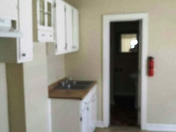 4th image of 2707 Marais St