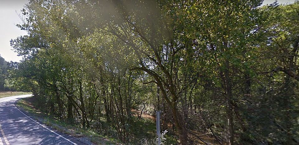 2nd image of 8 Kimesville Rd