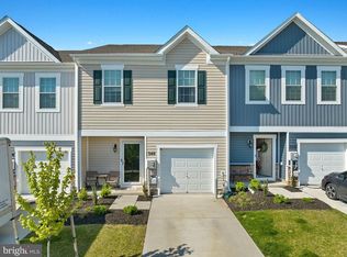 340 Locust Run Dr, York, PA 17404