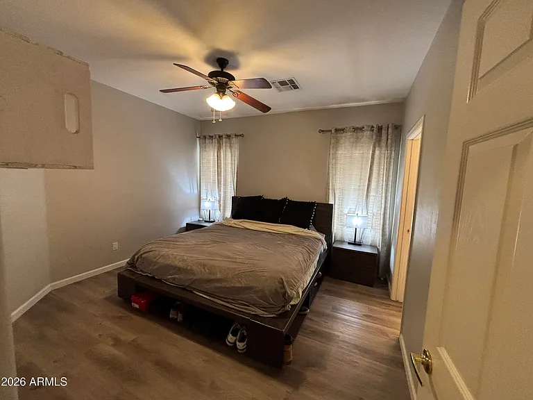 948 E Savannah Dr — Photo 15